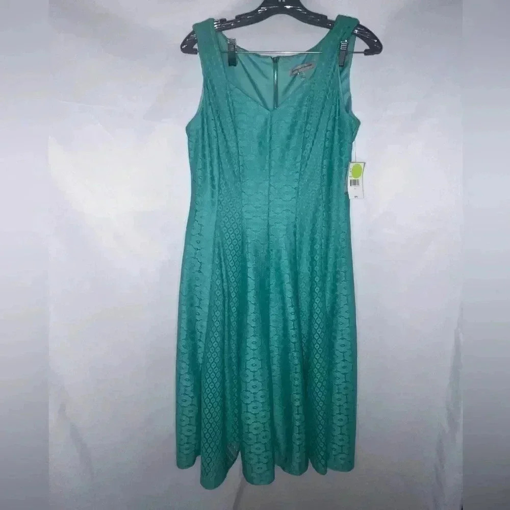 Danny & Nicole Sleeveless Lace Fit & Flare Dress - Picture 2 of 7
